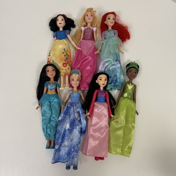 7 Disney Princess Barbie Doll Lot Snow white, Cinderella, Ariel, Mulan, Aurora - Picture 1 of 12